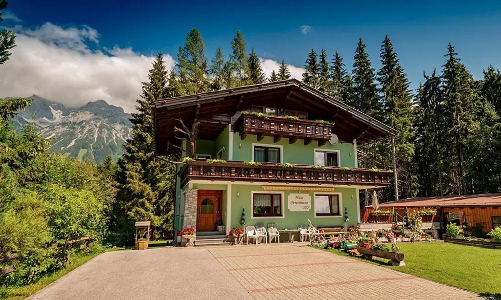 Haus Petersmann Hotel Ramsau am Dachstein Exterior photo